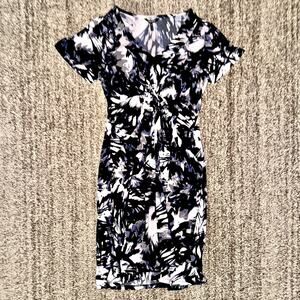 Daisy Fuentes Women's Black Floral Graphic Midi Shirt Dress Size XS
